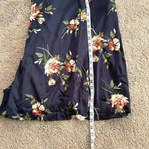 NWT Lulus Exceptional Attraction Navy Blue Floral One-Shoulder Maxi Dress Size S - Picture 10 of 10